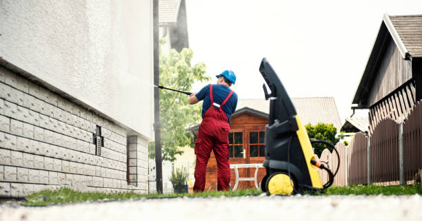 Best Animal Enclosure Cleaning  in Nes, IL